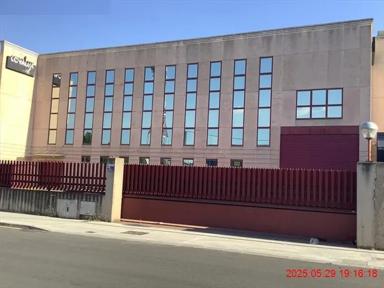 Nave en Getafe