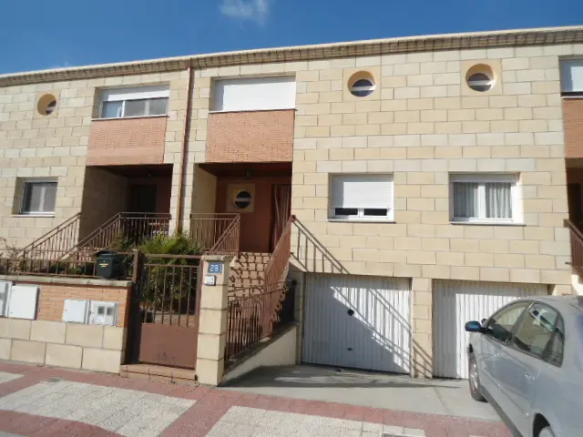Vivienda en Íscar
