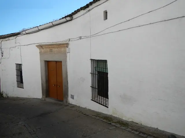 Vivienda en Burguillos del Cerro