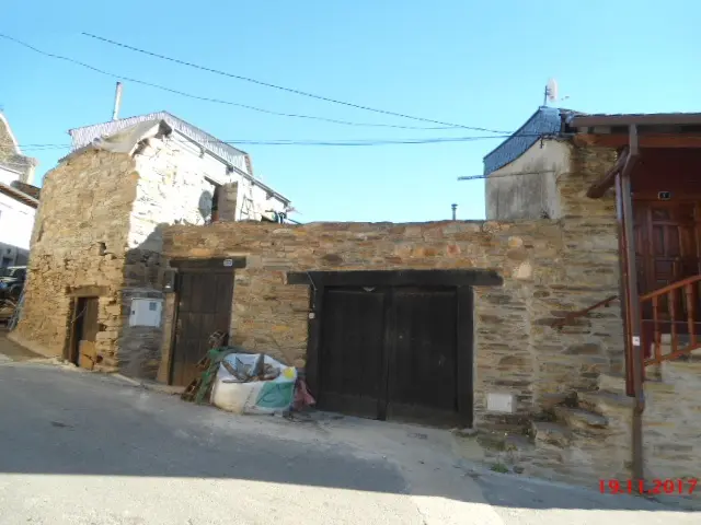 Vivienda en Vega de Espinareda
