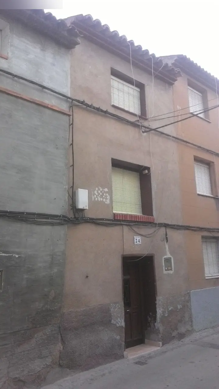 Vivienda en La Almunia de Doña Godina