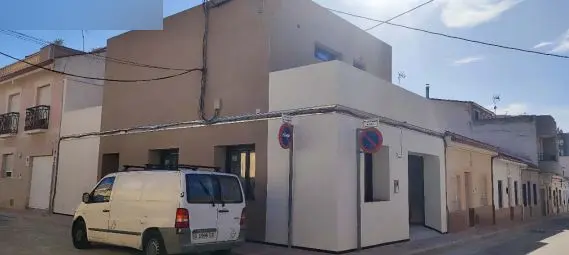 Vivienda en Sax