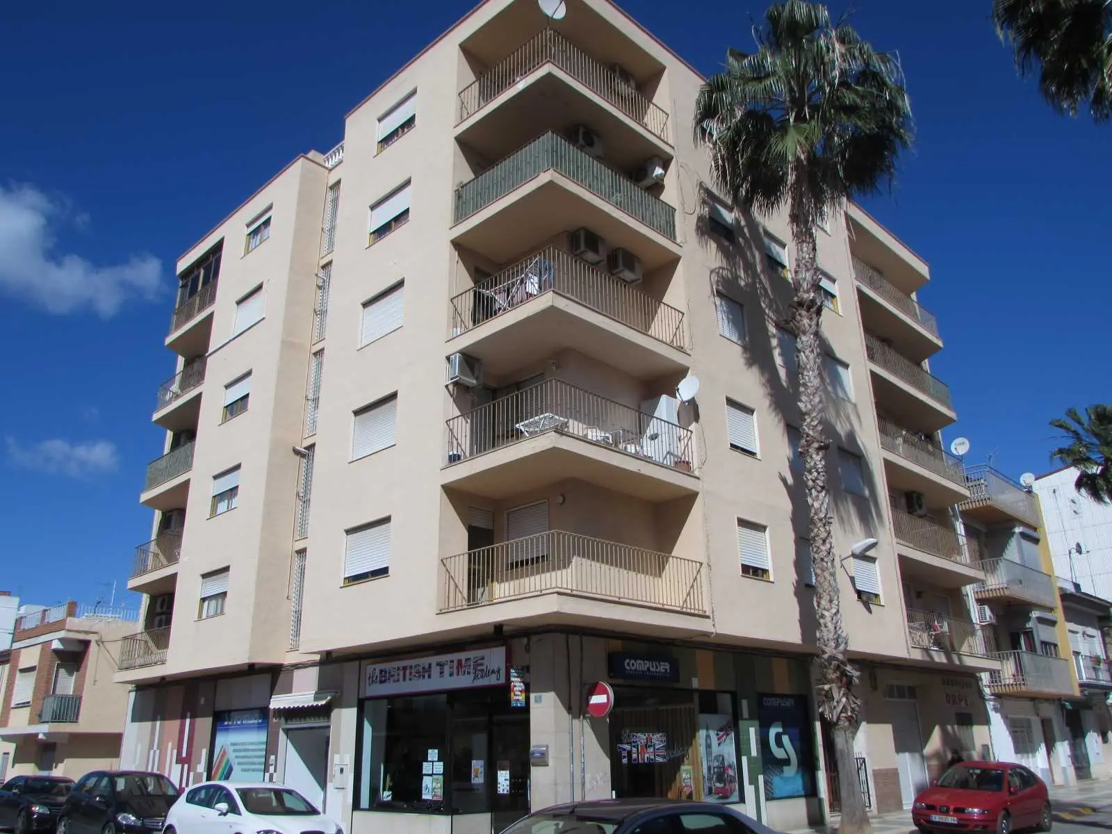 Local en Carlet