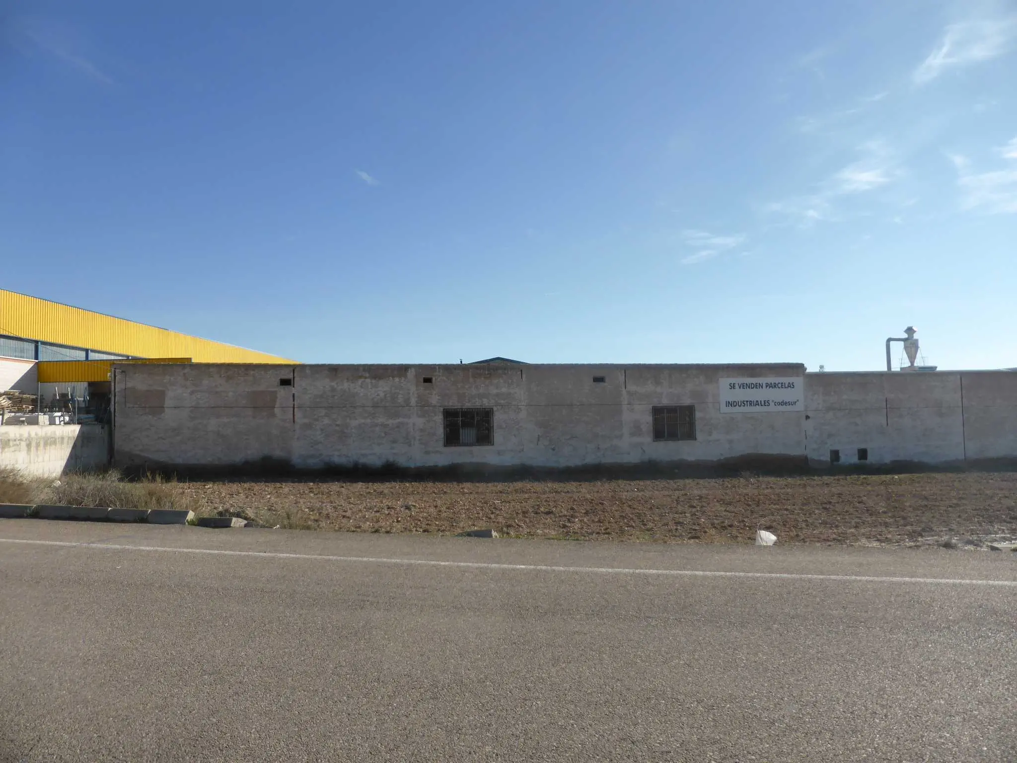 Nave en Jumilla