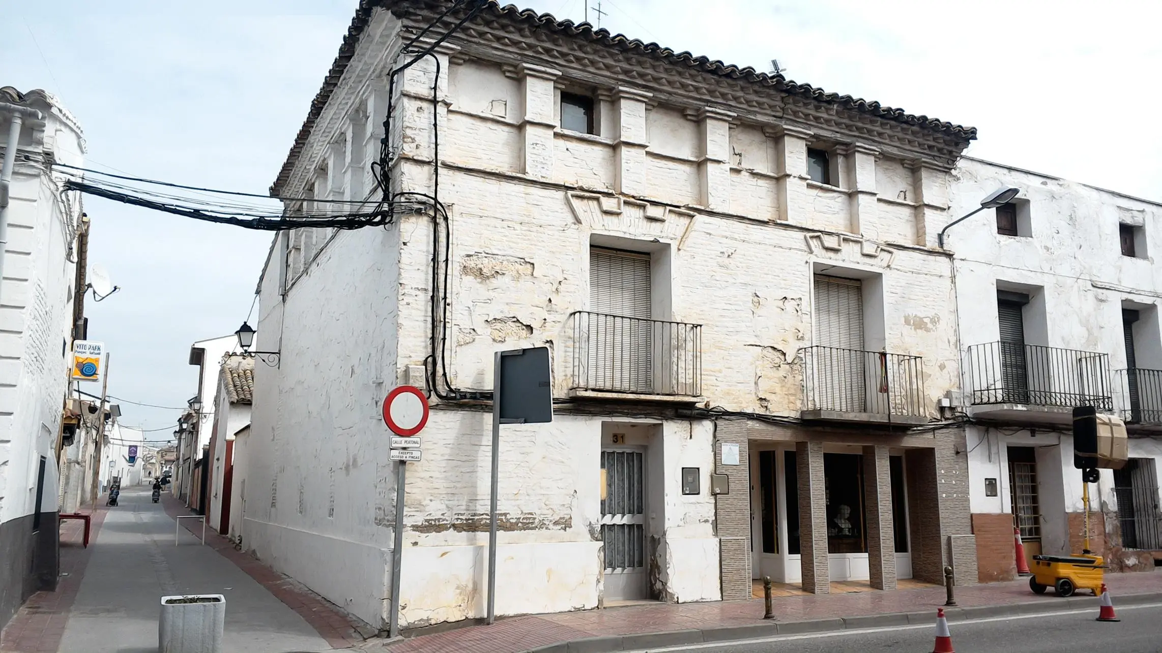 Vivienda en La Puebla de Alfindén