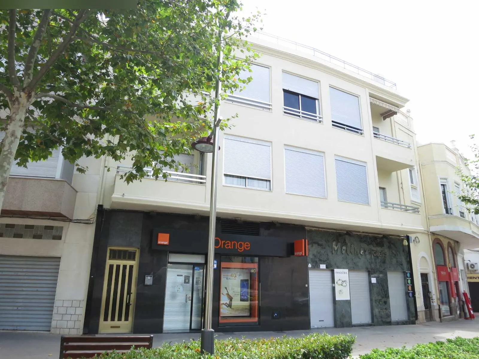 Local en La Vall d'Uixó
