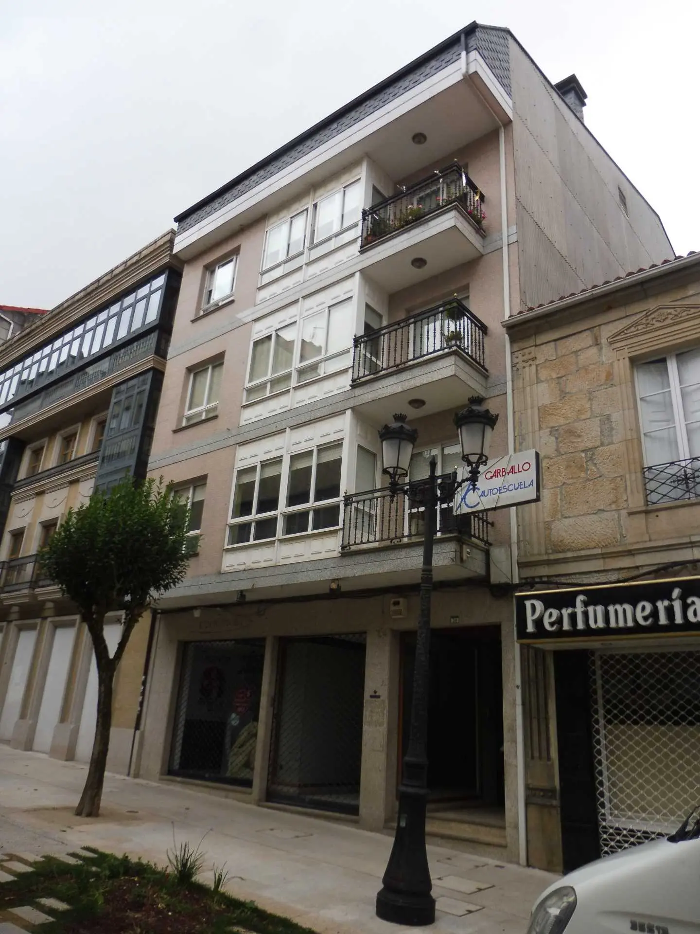 Local en Lalín