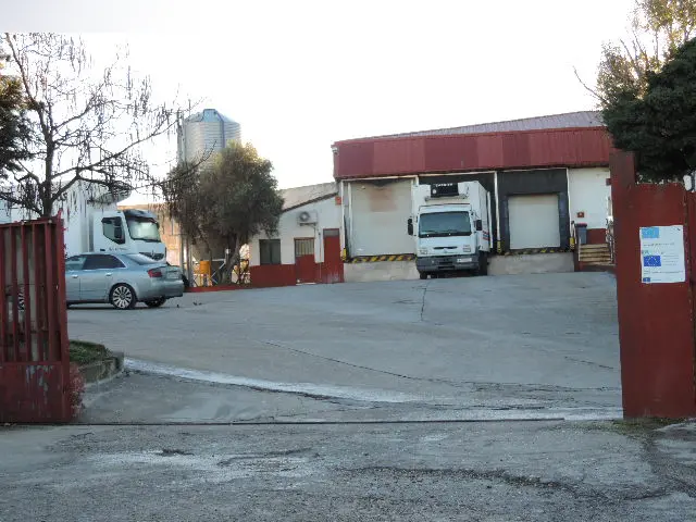 Nave en Valmojado