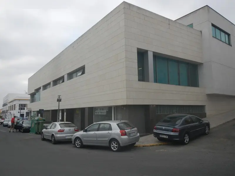 Local en Olivares