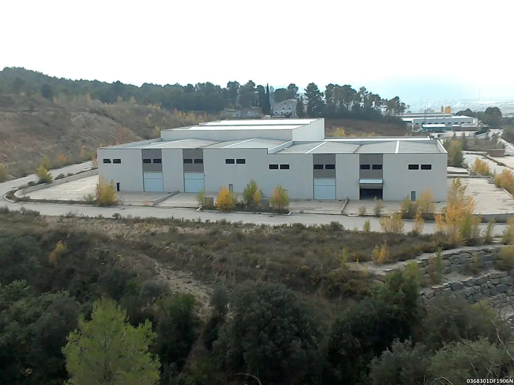Nave en Abrera