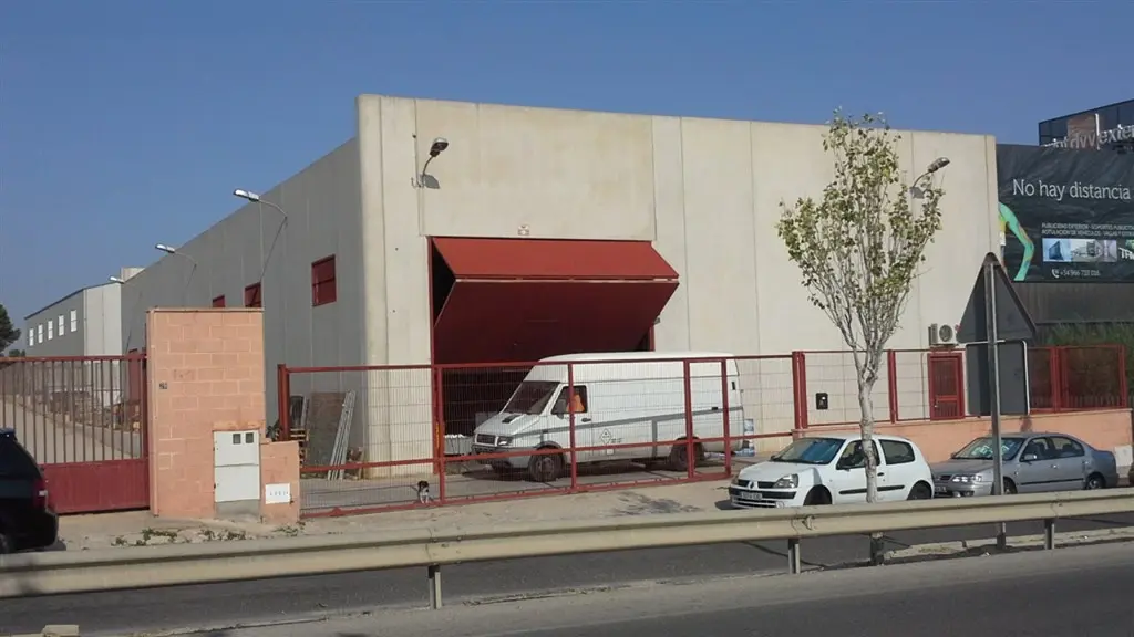 Nave en Bigastro