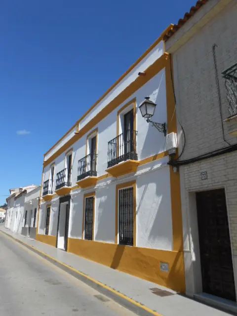 Vivienda en Villanueva de los Castillejos