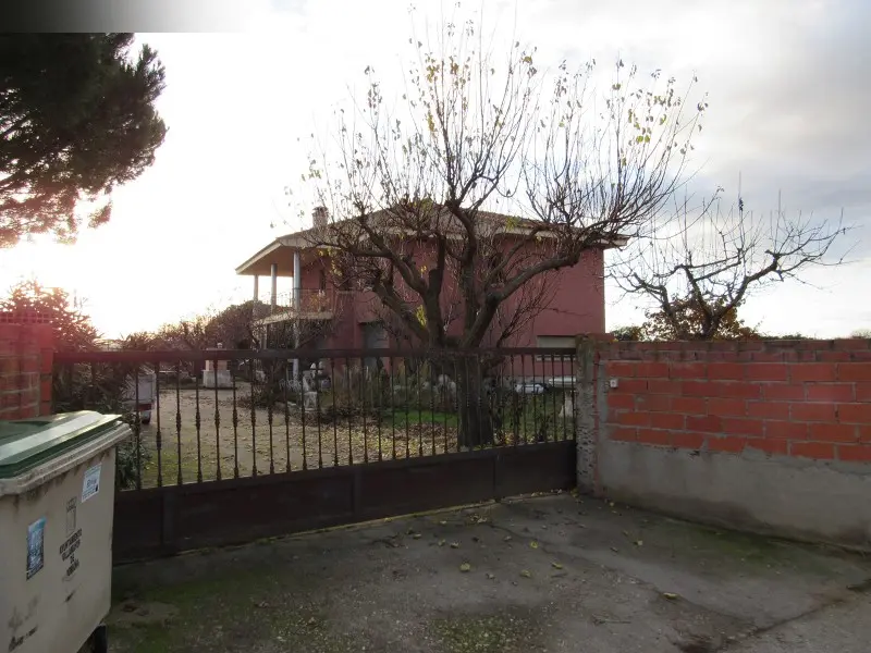 Vivienda en Villamayor