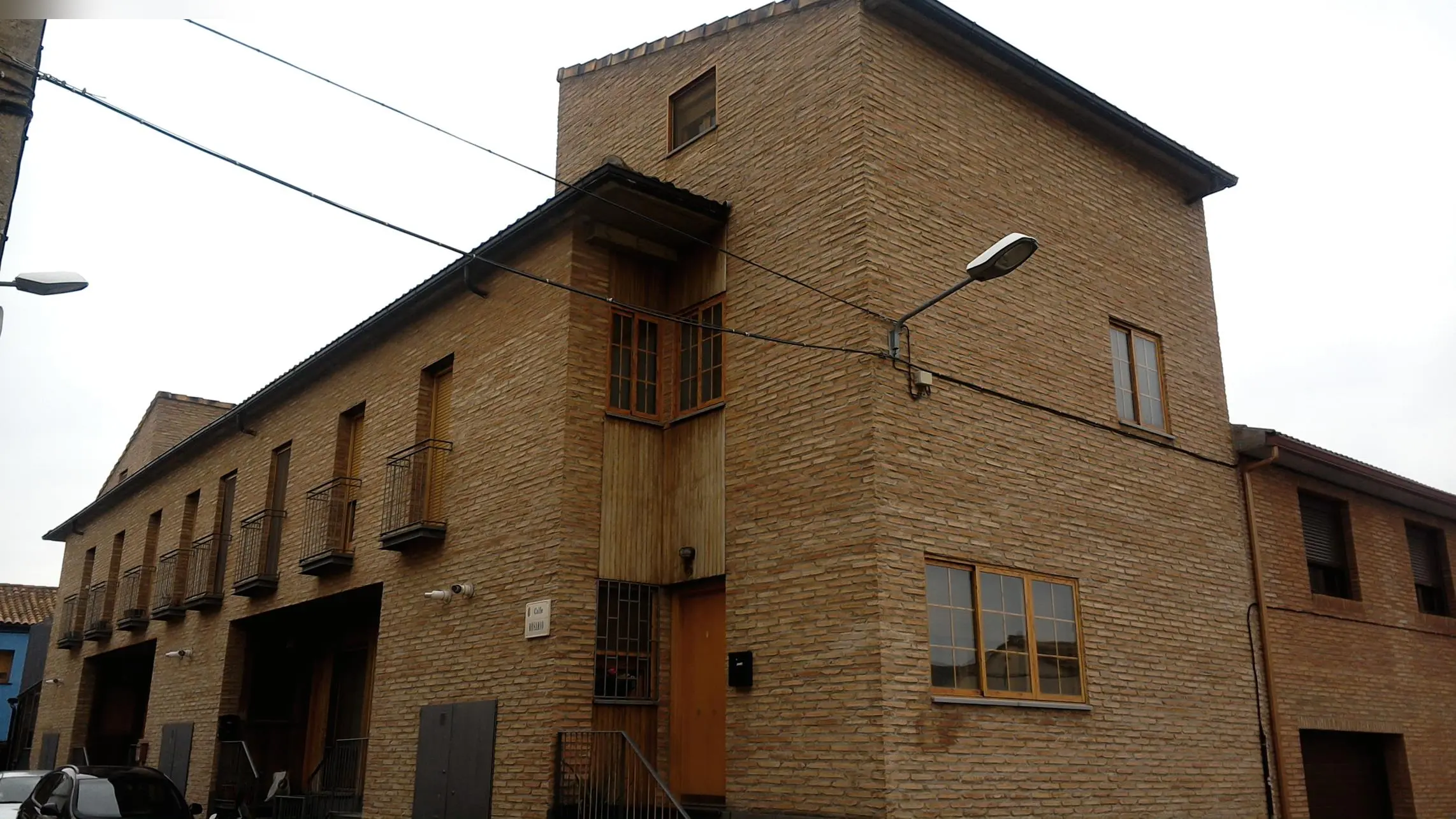 Vivienda en La Puebla de Alfindén