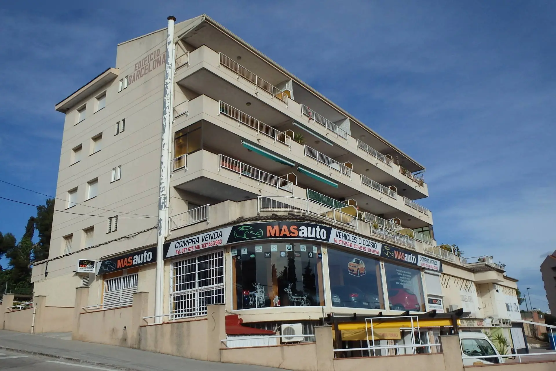 Local en Cunit