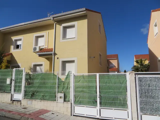 Vivienda en Olías del Rey