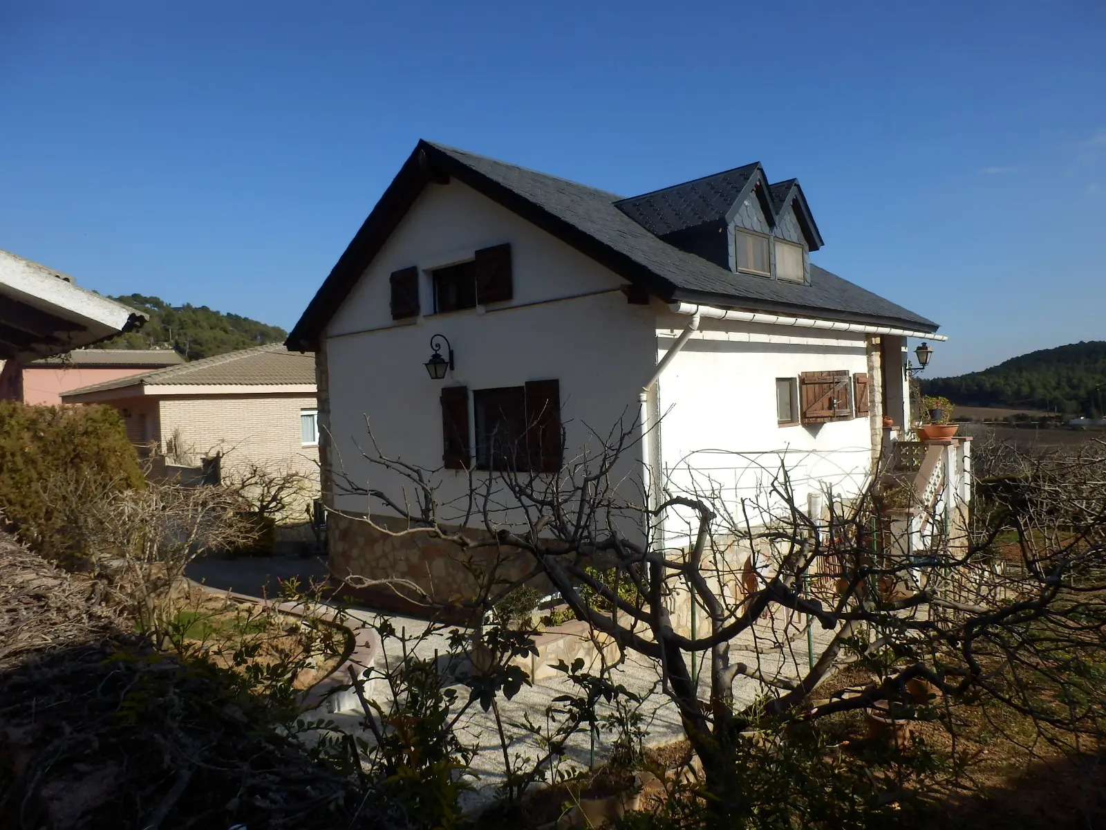 Vivienda en Mediona