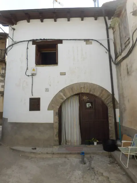 Vivienda en Borau
