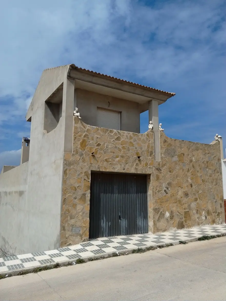 Vivienda en Teba
