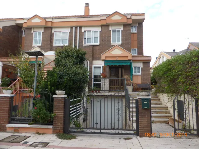 Vivienda en Cistérniga