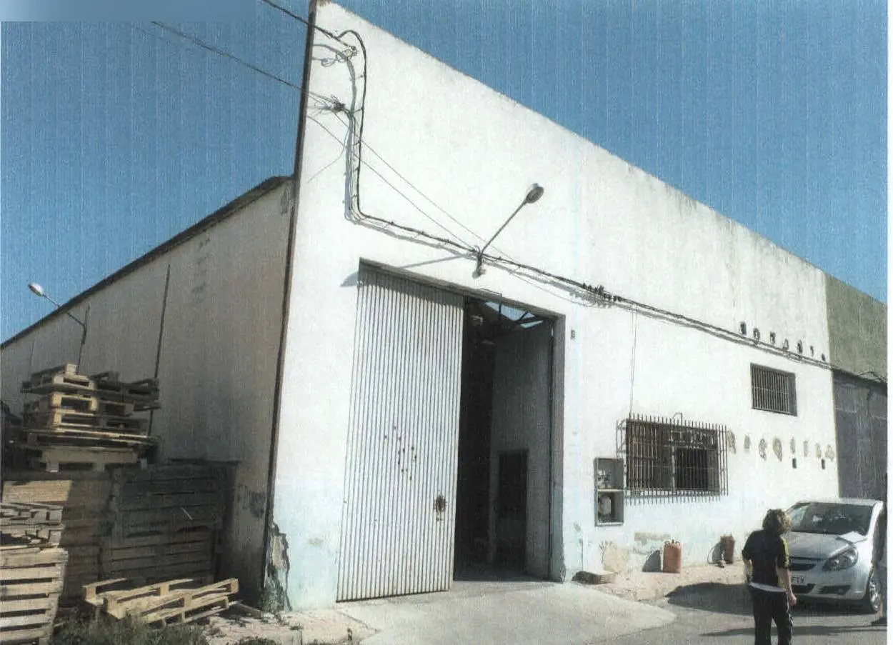 Nave en Dolores