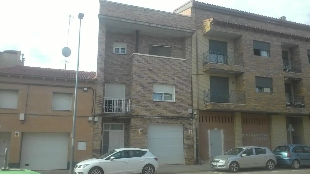 Vivienda en La Almunia de Doña Godina