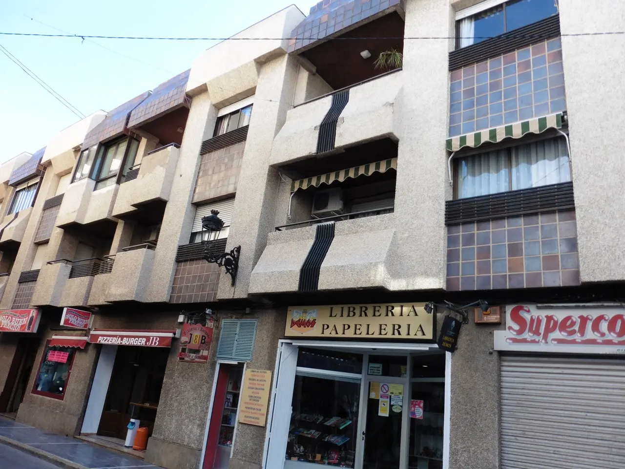 Local en Totana