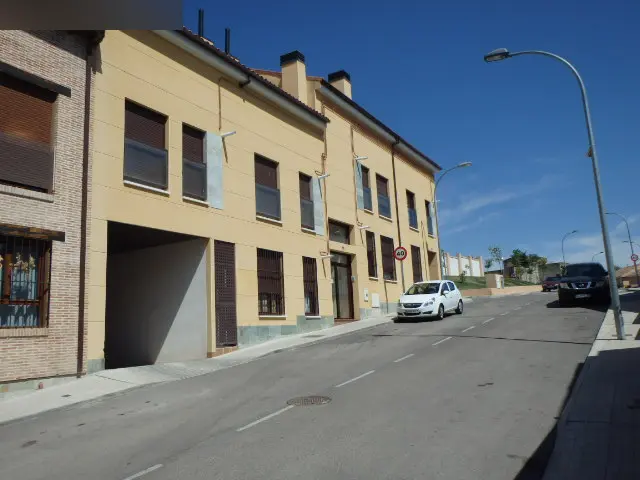 Vivienda en Valdeolmos-Alalpardo