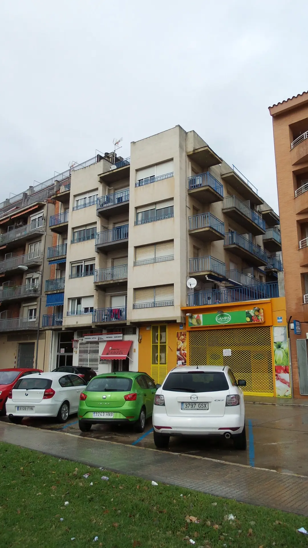 Local en Tortosa