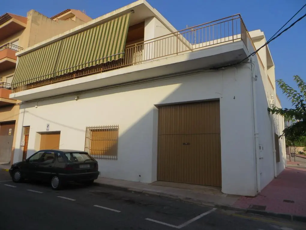 Vivienda en Polop
