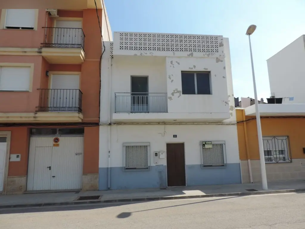 Vivienda en Llombai