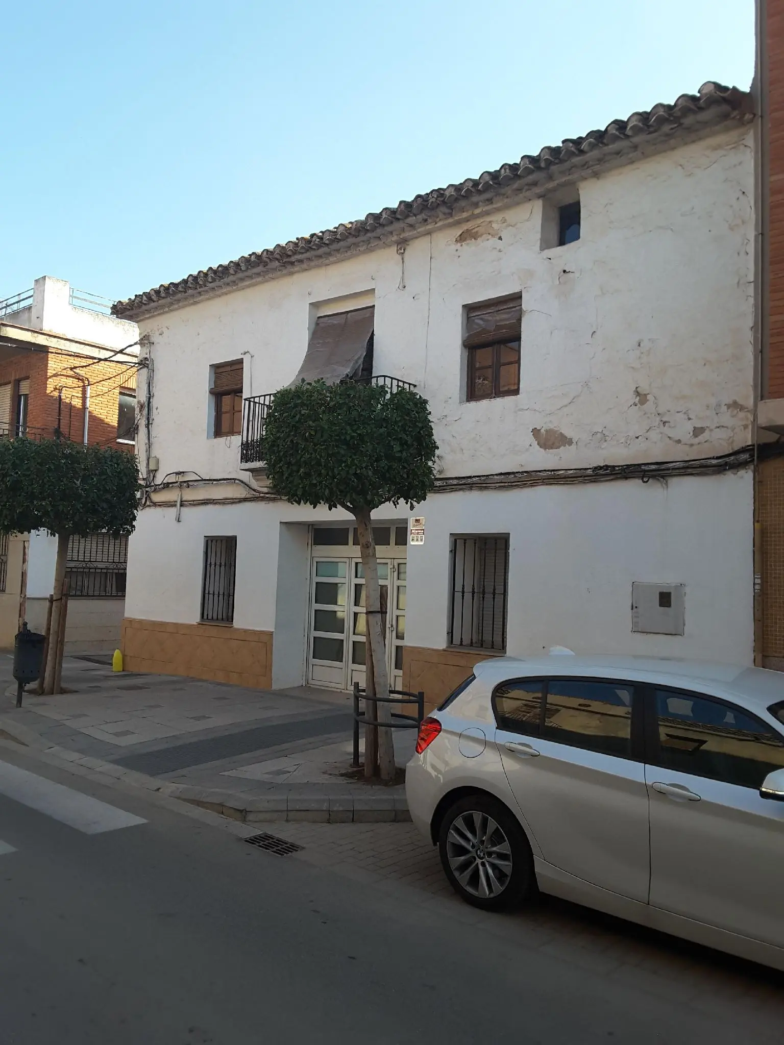 Local en La Pobla de Vallbona