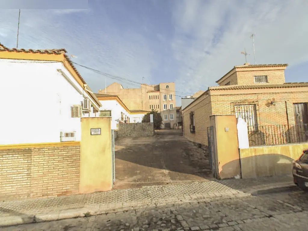 Garaje en Fuentes de Andalucía