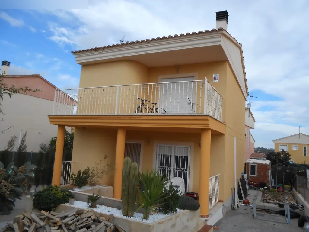 Vivienda en Turís