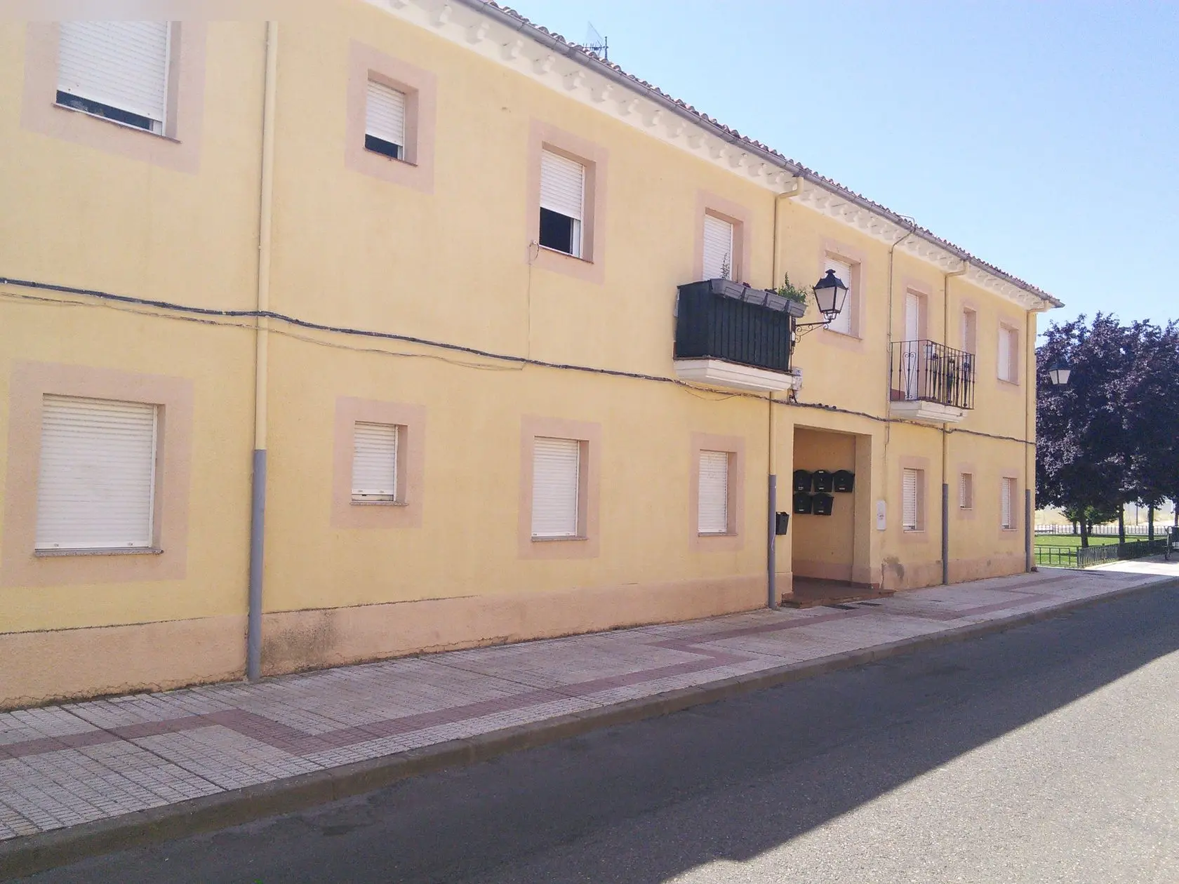 Vivienda en Valverde de la Virgen