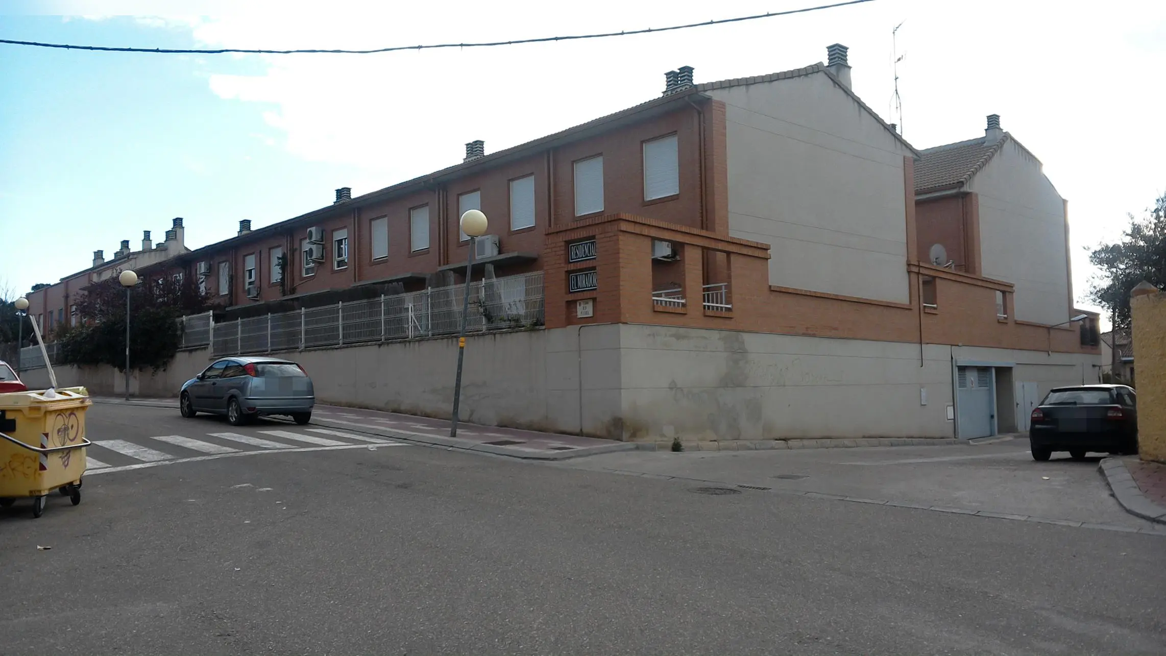 Vivienda en La Puebla de Alfindén