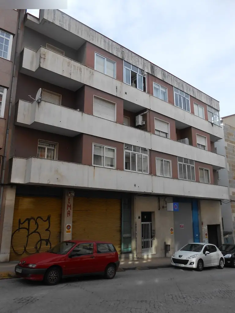 Local en Ourense