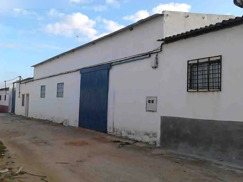 Nave en La Rinconada