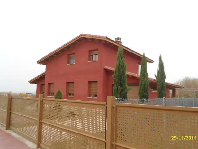 Vivienda en Grijota