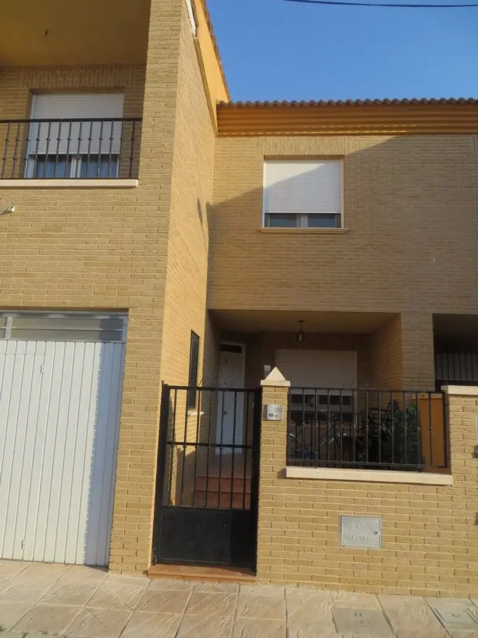 Vivienda en Barrax
