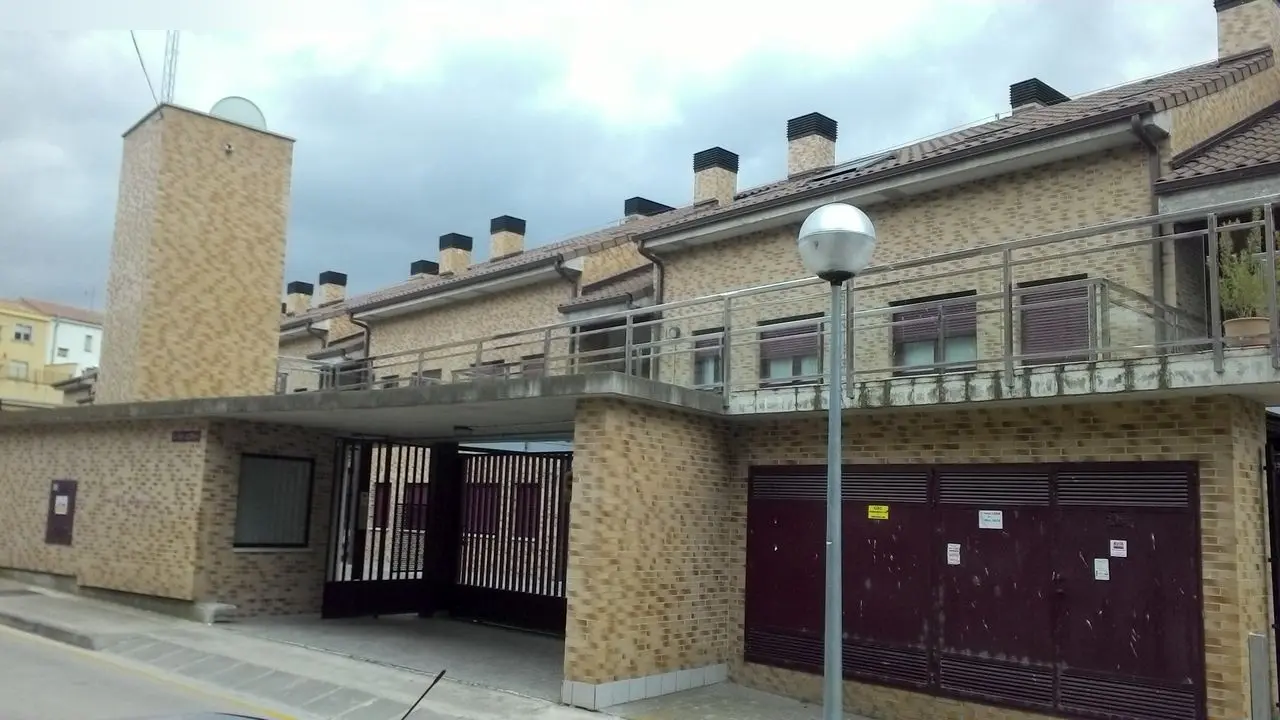 Garaje en Murillo de Río Leza