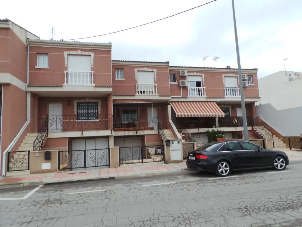 Vivienda en Catral