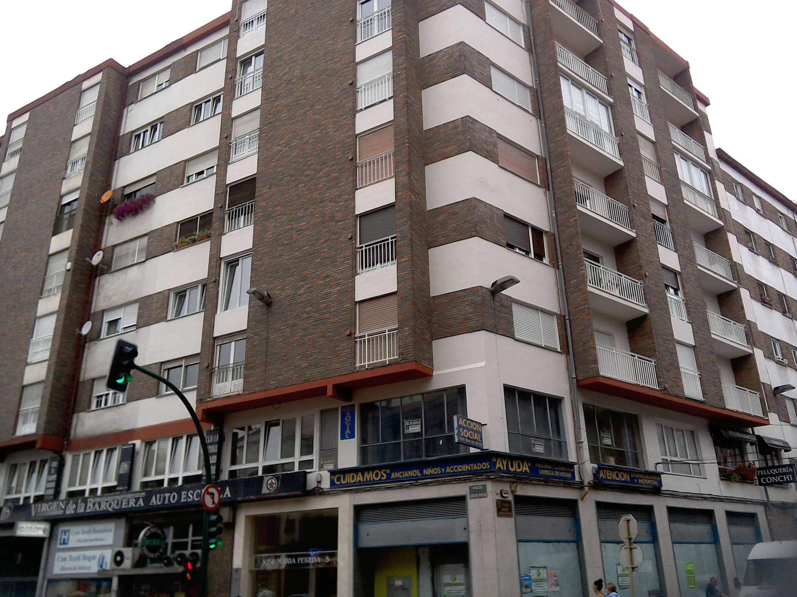 Local en Torrelavega