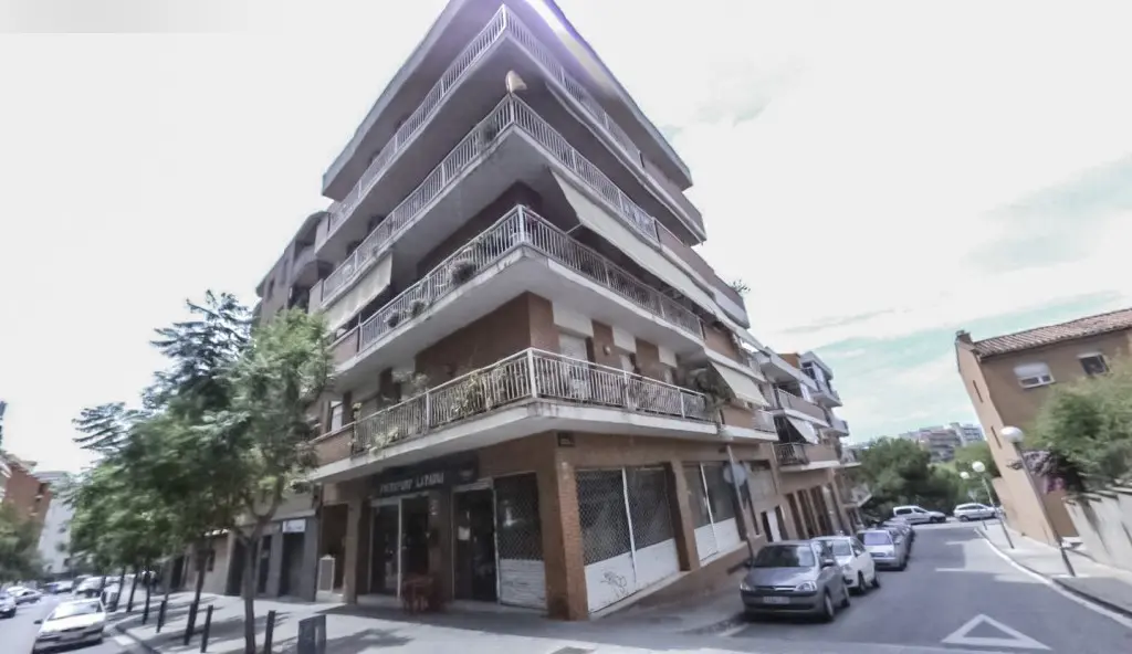 Local en Badalona