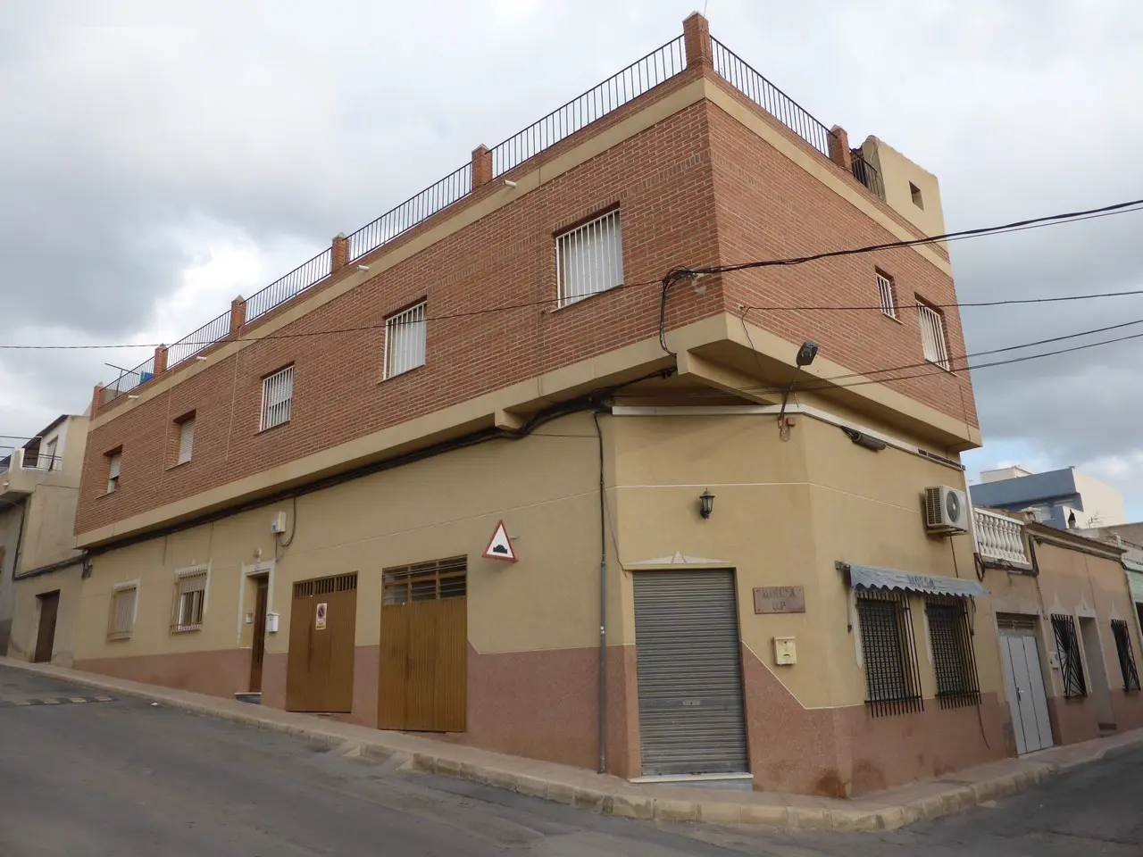 Local en Totana