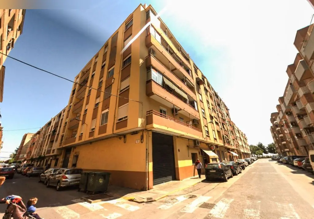 Vivienda en Almàssera