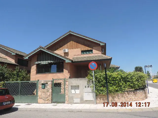 Vivienda en Alovera