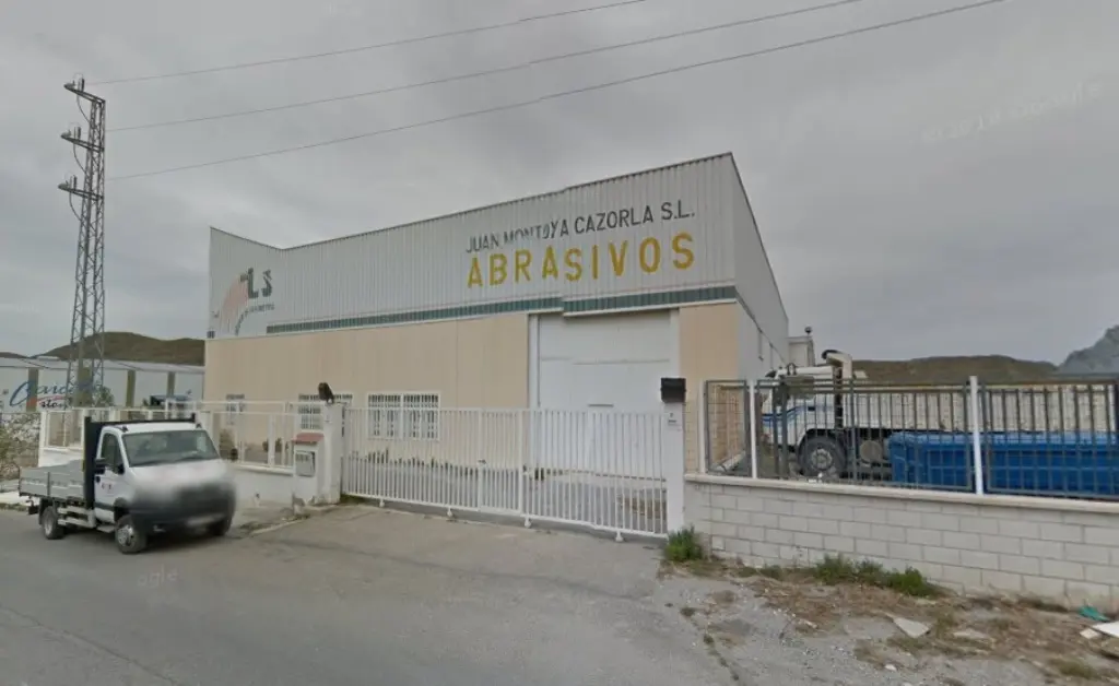 Nave en Macael