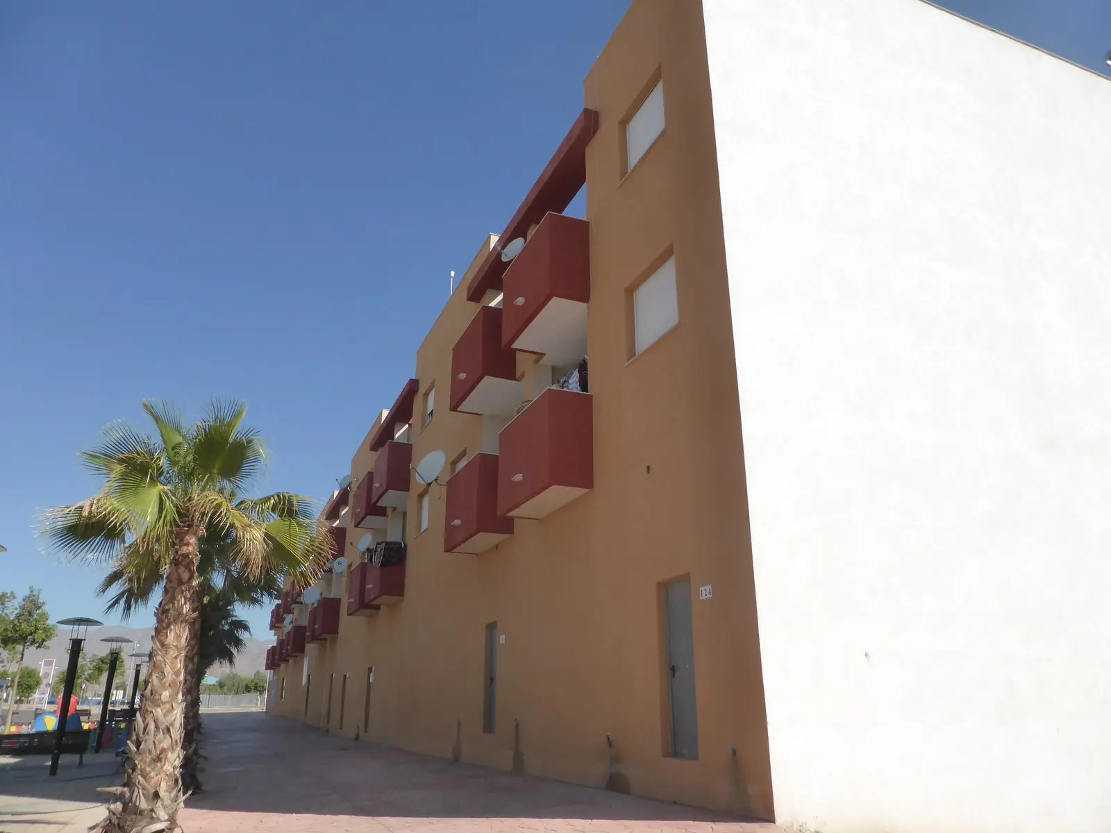 Garaje en Níjar