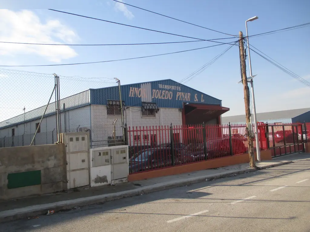 Nave en Cieza